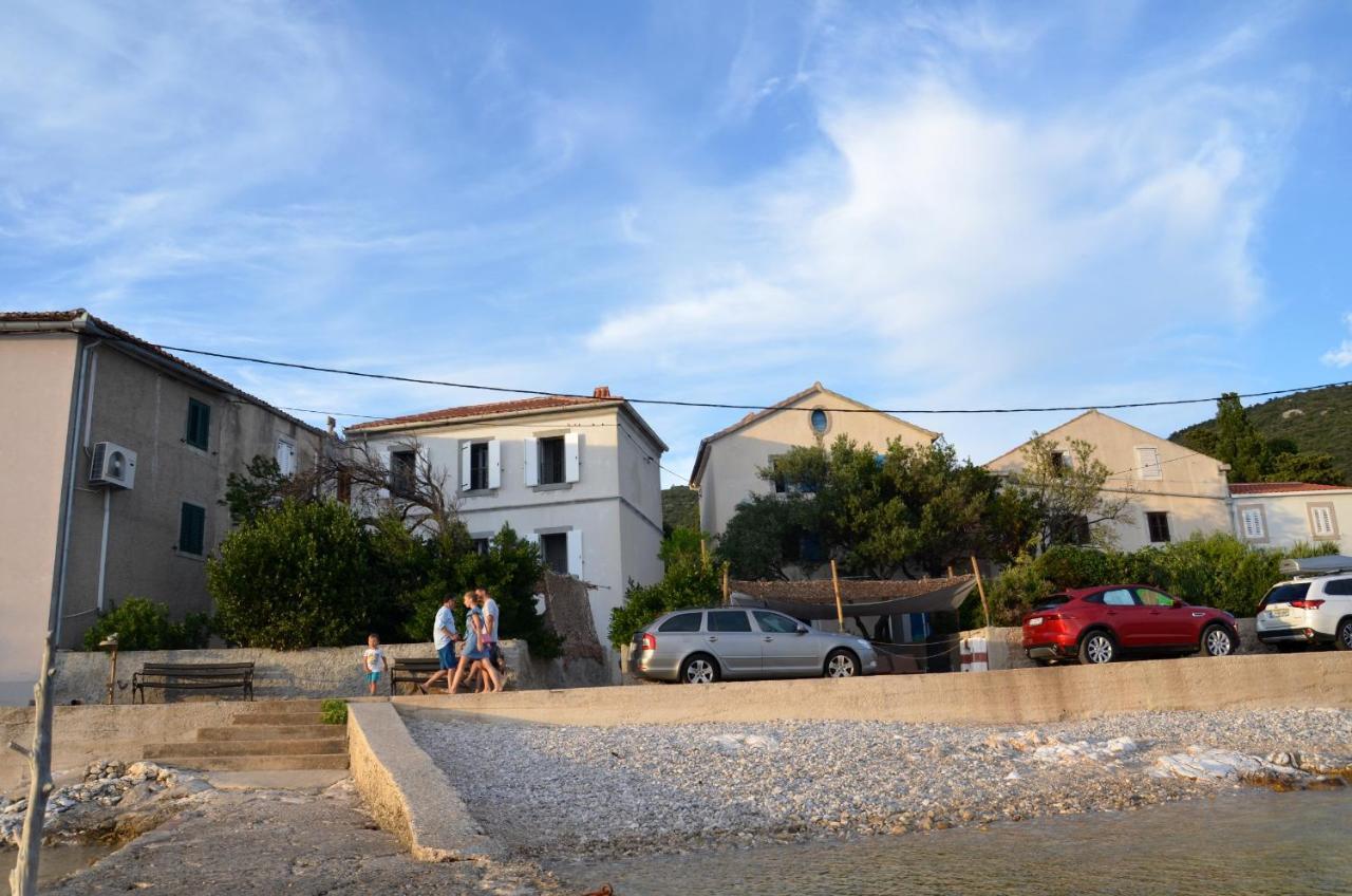 Apartments Martamare Martinšćica Extérieur photo