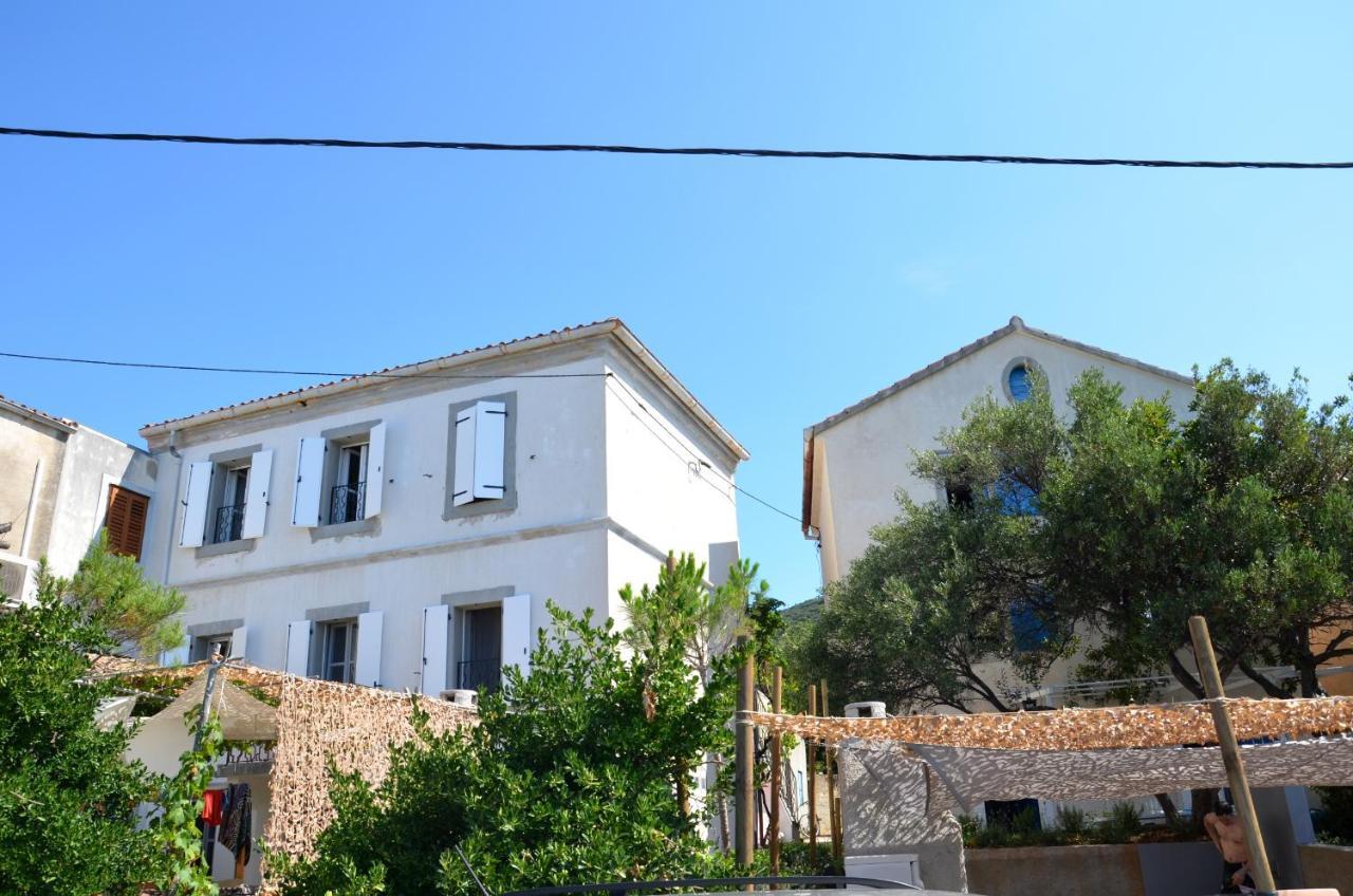 Apartments Martamare Martinšćica Extérieur photo
